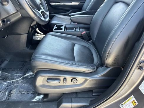 Certified 2024 Honda Odyssey Touring image 19