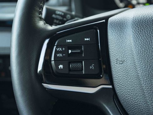 Used 2025 Honda Odyssey Elite image 21
