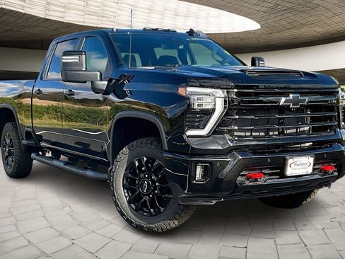 New 2026 Chevrolet Silverado 2500 LT w/ Trail Boss Package image 2