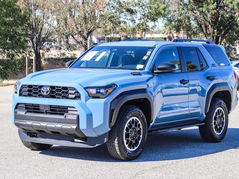 Used 2025 Toyota 4Runner TRD Off-Road image 3