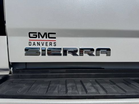 Used 2018 GMC Sierra 2500 Denali w/ Duramax Plus Package AWD/4WD image 9