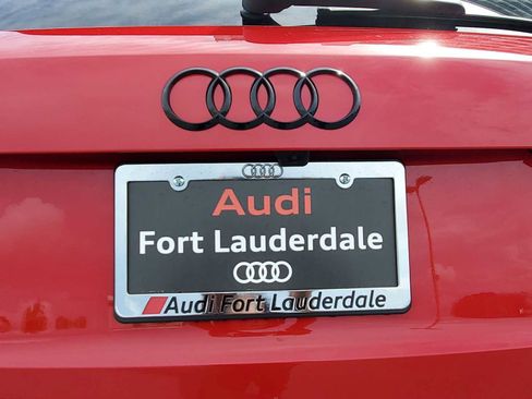 Certified 2024 Audi Q3 2.0T Premium w/ Convenience Package image 10