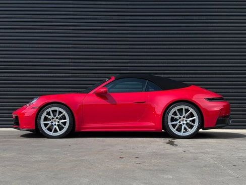 New 2026 Porsche 911 Carrera image 2