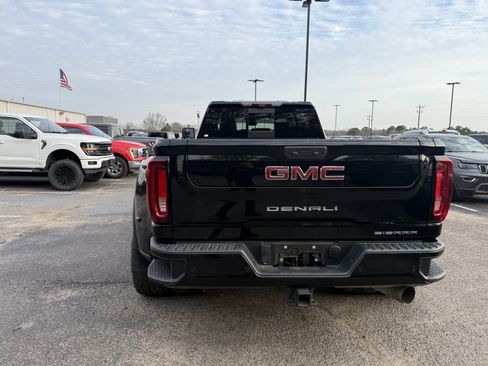 Used 2021 GMC Sierra 3500 Denali w/ Denali Ultimate Package image 6