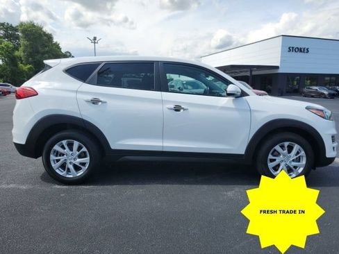 Used 2020 Hyundai Tucson SE FWD image 2