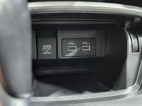 Used 2022 Honda Accord Sport image 8