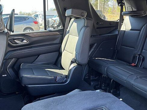 Used 2024 Chevrolet Tahoe Premier w/ Advanced Technology Package image 14