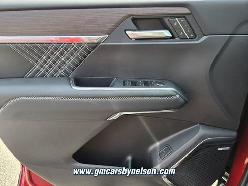 New 2026 GMC Acadia Denali w/ Super Cruise Package AWD/4WD image 16