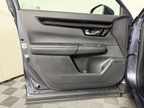 Used 2025 Honda CR-V EX-L image 11