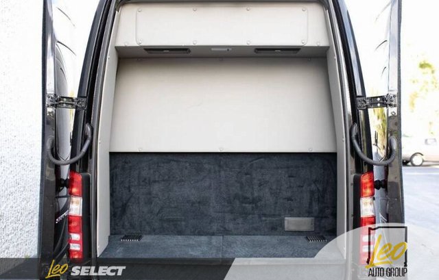 Used 2017 Mercedes-Benz Sprinter 2500 image 19