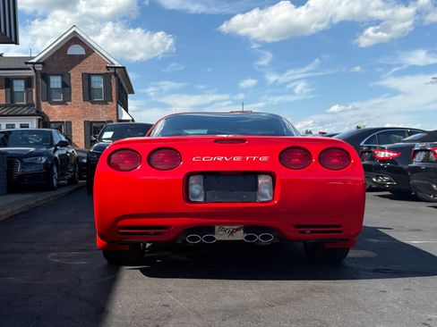 Used 2003 Chevrolet Corvette Coupe w/ Preferred Equipment Group RWD image 4