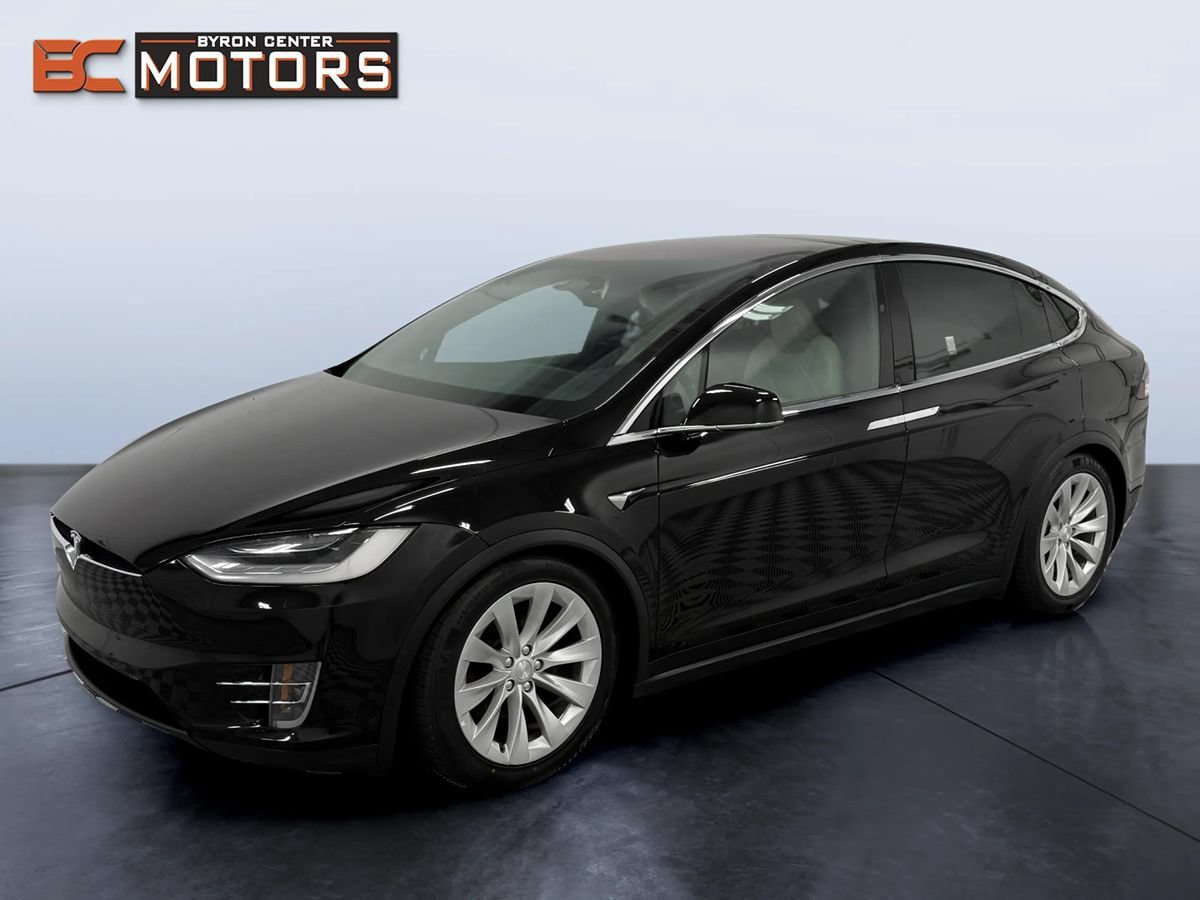 Used 2020 Tesla Model X Long Range AWD/4WD image 1