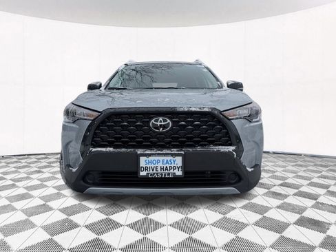 Used 2025 Toyota Corolla Cross LE image 13