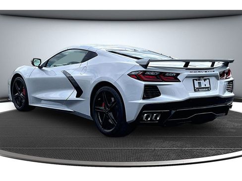 New 2026 Chevrolet Corvette Stingray Coupe w/ Z51 Performance Package RWD image 4