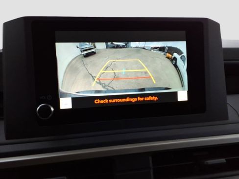 Used 2025 Toyota Tacoma SR image 21