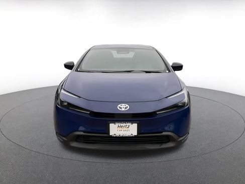 Used 2025 Toyota Prius LE image 4