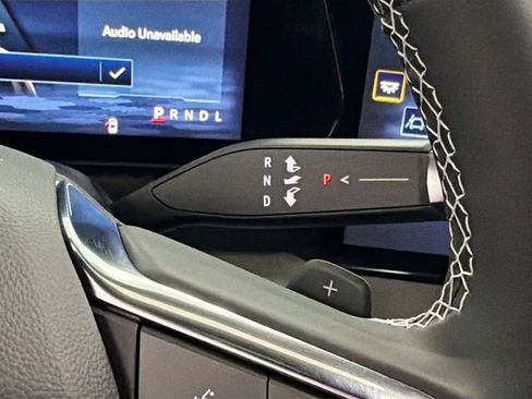 New 2026 Chevrolet Traverse LT image 17