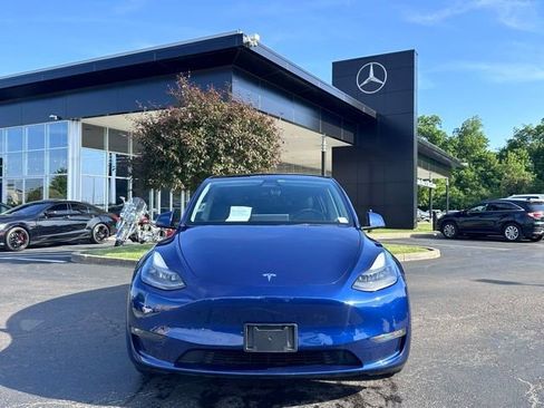 Used 2022 Tesla Model Y Performance AWD/4WD image 2