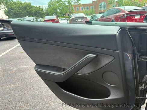 Used 2022 Tesla Model 3 Long Range AWD/4WD image 22