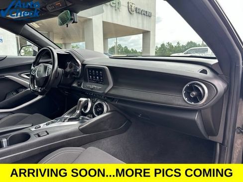 Used 2023 Chevrolet Camaro LT RWD image 33