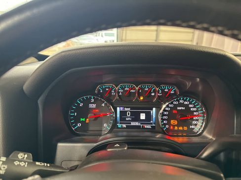 Used 2018 Chevrolet Silverado 1500 LT w/ All Star Edition image 17