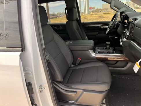New 2026 GMC Sierra 1500 Elevation image 22