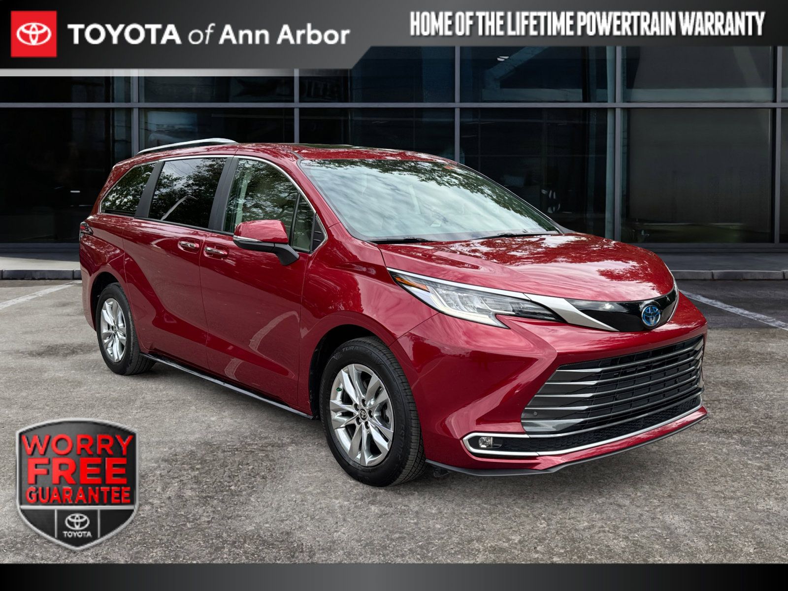 Used 2024 Toyota Sienna Limited AWD/4WD image 1