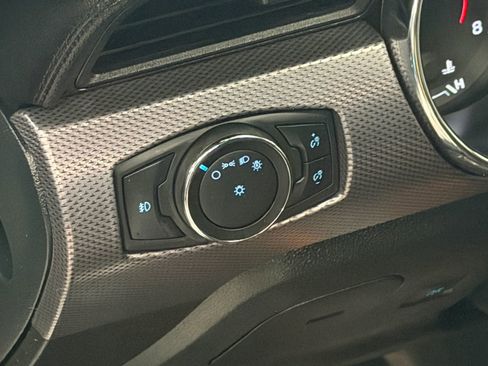 Used 2015 Ford Mustang Coupe image 18