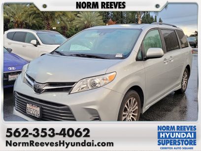 Used 2020 Toyota Sienna XLE
