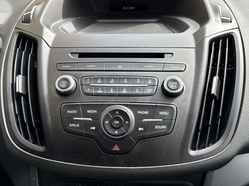 Used 2018 Ford Escape SE FWD image 16