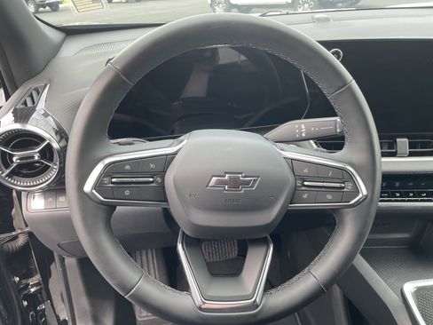 Used 2026 Chevrolet Equinox LT w/ Midnight Edition image 10