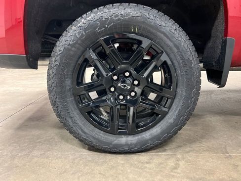 New 2026 Chevrolet Silverado 1500 LT Trail Boss w/ Safety Package image 9