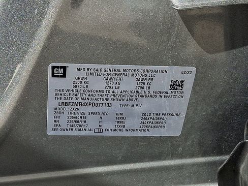 Certified 2023 Buick Envision Preferred AWD/4WD image 30