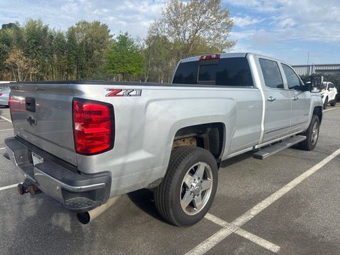 Used 2019 Chevrolet Silverado 2500 LTZ w/ Duramax Plus Package image 4