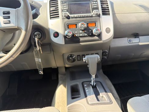 Used 2017 Nissan Frontier SV w/ SV Value Truck Package image 25