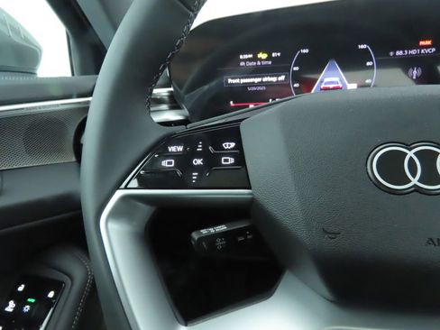 Used 2025 Audi A5 2.0T Premium Plus image 12