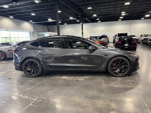 Used 2025 Tesla Model 3 Performance AWD/4WD image 2