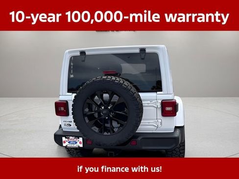 Used 2021 Jeep Wrangler Unlimited Sahara w/ Cold Weather Group AWD/4WD image 26