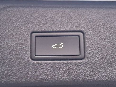 Certified 2024 Volkswagen Atlas SE AWD/4WD image 29