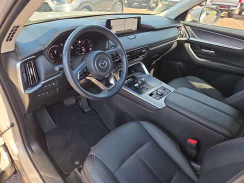 Used 2024 MAZDA CX-90 Plug-In Hybrid w/ Premium Pkg image 15