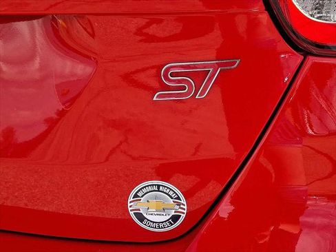 Used 2016 Ford Focus ST w/ Equipment Group 402A FWD image 35