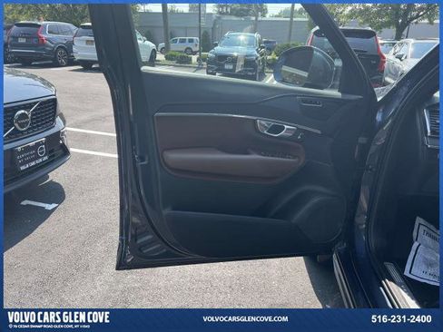 Used 2022 Volvo XC90 T6 Inscription w/ Advanced Package image 17