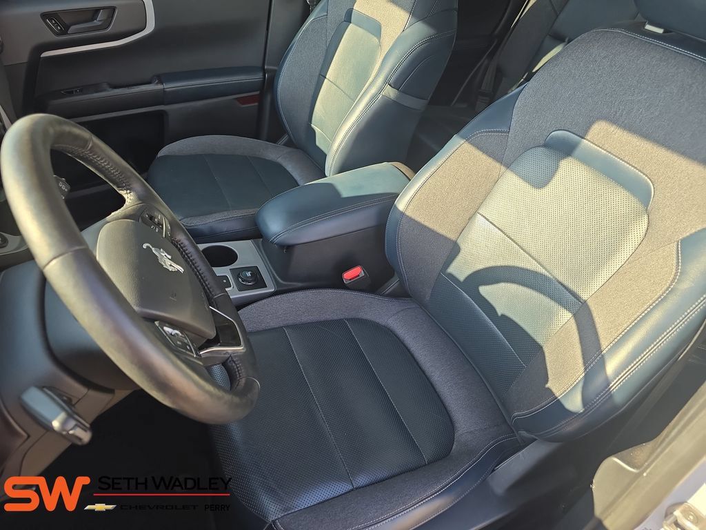 Used 2021 Ford Bronco Sport Outer Banks AWD/4WD image 14