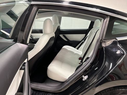 Used 2019 Tesla Model 3 Performance AWD/4WD image 19