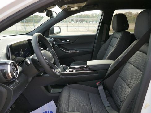 New 2026 Chevrolet Equinox LT w/ Midnight Edition image 13