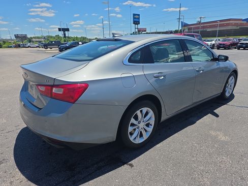Used 2024 Chevrolet Malibu LT FWD image 4