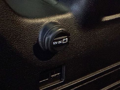 Used 2019 Jeep Wrangler Unlimited Sport S image 12