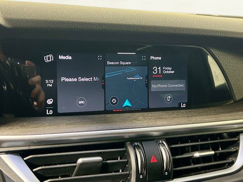 Used 2022 Alfa Romeo Stelvio Ti w/ Active Assist Plus Package image 28