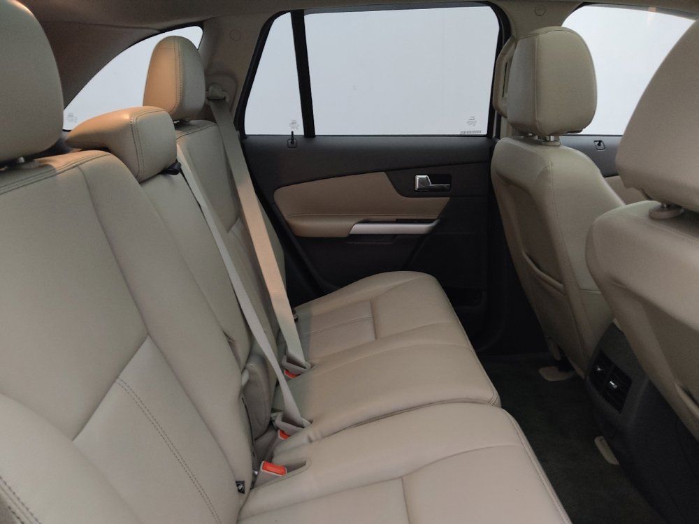 Used 2014 Ford Edge SEL w/ Equipment Group 205A AWD/4WD image 19