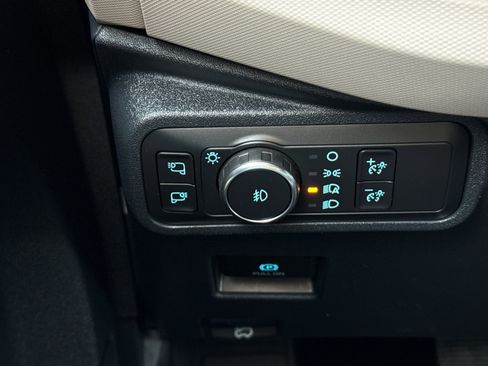 Used 2022 Ford Bronco Wildtrak image 33